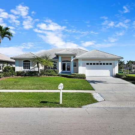 111 Gulfport Court Villa